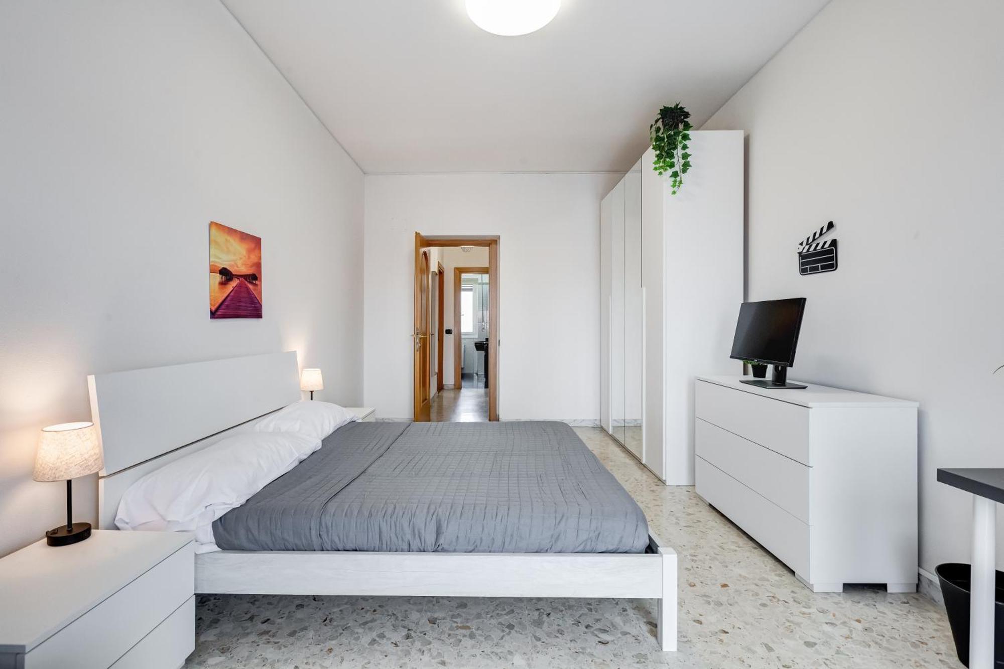 Apartment Moderno Sopra Metro A E Parco Degli Acquedotti